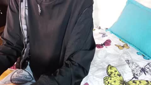 tyler_wolf_1 online show from 10.23.25