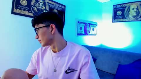   online show from 01.09.25