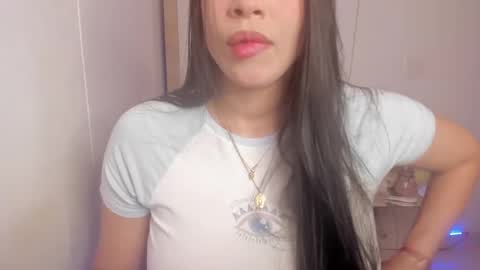 Snapshot of tylor_love chatting on 01.16.25 tylor_love online show from 01.16.25