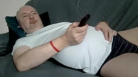 Snapshot of tymoteus chatting on 10.08.25 tymoteus online show from 10.08.25