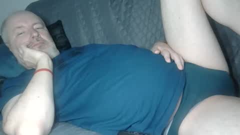 Snapshot of tymoteus chatting on 10.19.25 tymoteus online show from 10.19.25