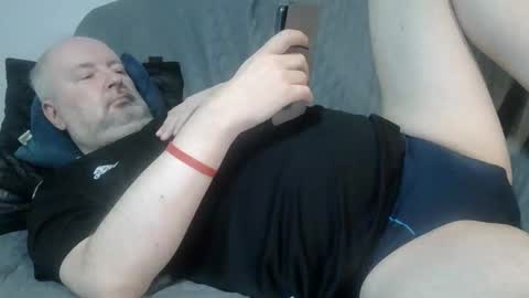 Snapshot of tymoteus chatting on 10.20.25 tymoteus online show from 10.20.25