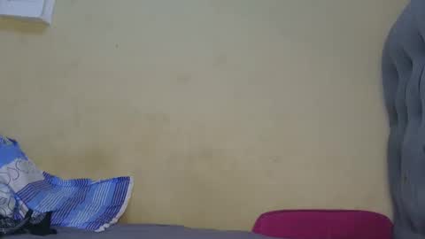 tynniee online show from 04.15.26