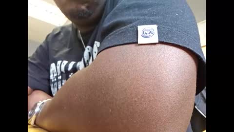 Snapshot of tyroneall chatting on 09.23.25 tyroneall online show from 09.23.25