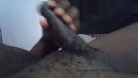 Snapshot of tyroneall chatting on 10.26.25 tyroneall online show from 10.26.25