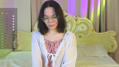 Snapshot of udelaborom chatting on 03.09.25 Lili online show from 03.09.25