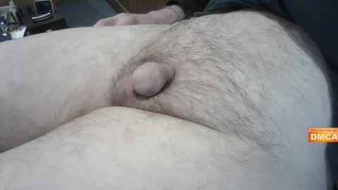 Hairy UK guy online show from 01.12.25