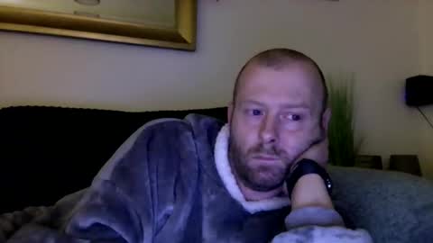 Snapshot of ukmatty3 chatting on 12.18.24 ukmatty3 online show from 12.18.24