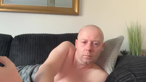 ukmatty3 online show from 04.19.26