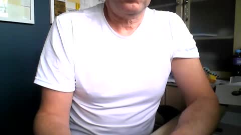 mark online show from 10.04.25