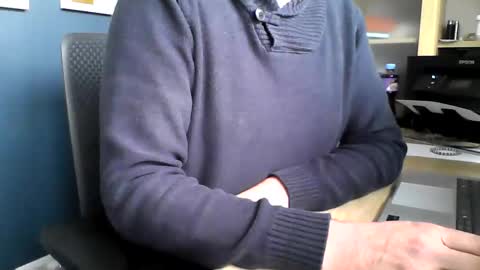 mark online show from 10.17.25