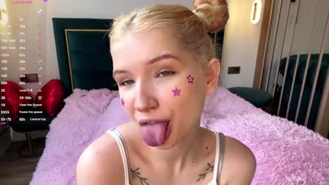 Vikki online show from 03.25.26