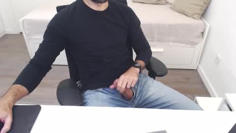 Ulep online show from 10.24.25