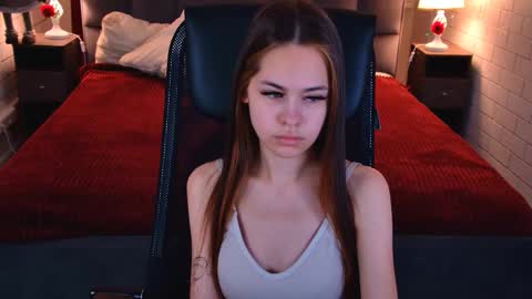 Snapshot of ulianeer chatting on 03.07.26 Ulia online show from 03.07.26