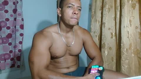 Felipe  model independent online show from 12.19.24