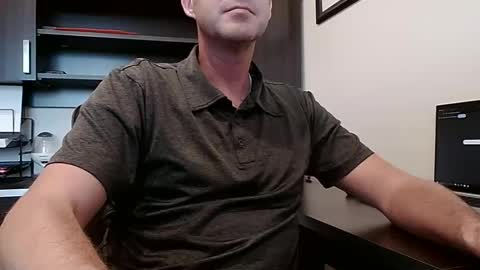 Snapshot of ultratac1 chatting on 10.31.25 Ultra online show from 10.31.25