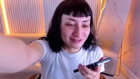 UltraViolett  online show from 09.09.25