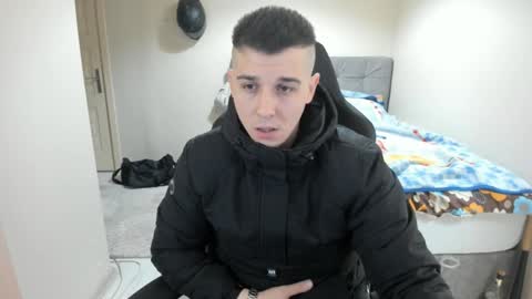 Snapshot of ulxer chatting on 12.12.24 hi im mike tyson - online show from 12.12.24