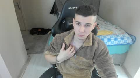 Snapshot of ulxer chatting on 01.03.25 hi im mike tyson - online show from 01.03.25