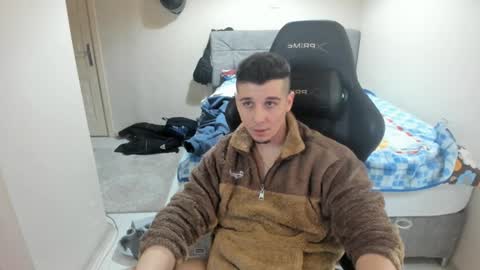 Snapshot of ulxer chatting on 01.22.25 hi im mike tyson - online show from 01.22.25