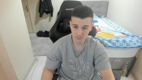 Snapshot of ulxer chatting on 01.28.25 hi im mike tyson - online show from 01.28.25