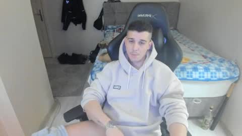 Snapshot of ulxer chatting on 01.28.25 hi im mike tyson - online show from 01.28.25