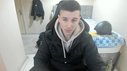 Snapshot of ulxer chatting on 01.29.25 hi im mike tyson - online show from 01.29.25