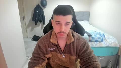Snapshot of ulxer chatting on 02.21.25 hi im mike tyson - online show from 02.21.25