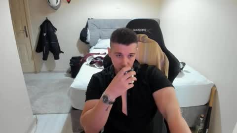 Snapshot of ulxer chatting on 09.13.25 hi im mike tyson - online show from 09.13.25