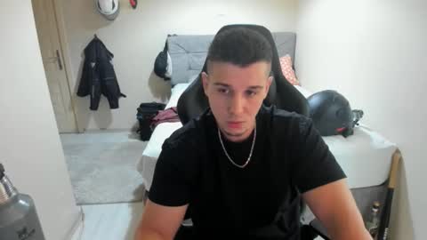 Snapshot of ulxer chatting on 09.14.25 hi im mike tyson - online show from 09.14.25