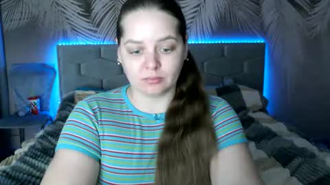 Snapshot of ulystar chatting on 01.29.25 Ulyana online show from 01.29.25