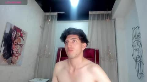 Snapshot of un_slutty chatting on 02.17.25 Un Slutty online show from 02.17.25
