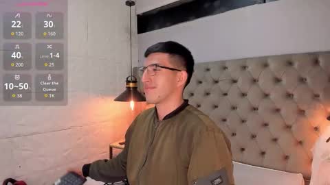 Un Slutty online show from 10.12.25