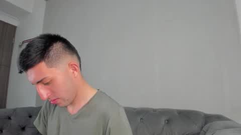 Un Slutty online show from 10.27.25