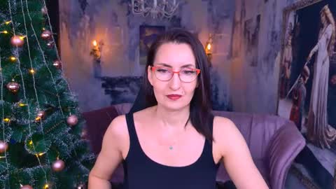 UnaTera online show from 12.22.25