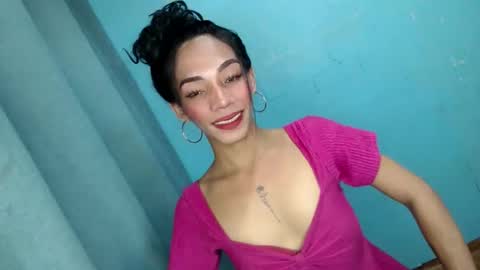 Snapshot of uncut_queen chatting on 11.15.25 LOVELY JANE online show from 11.15.25