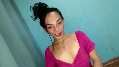 Snapshot of uncut_queen chatting on 11.17.25 LOVELY JANE online show from 11.17.25
