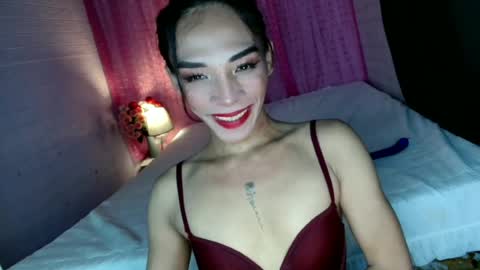 Snapshot of uncut_queen chatting on 06.28.26 LOVELY JANE online show from 06.28.26