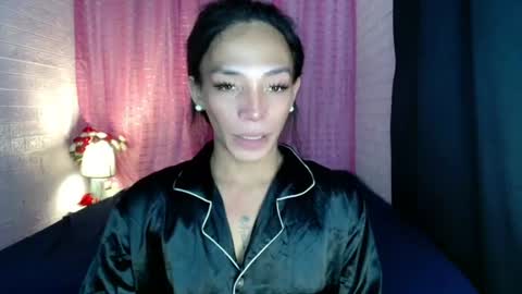 Snapshot of uncut_queen chatting on 07.15.26 LOVELY JANE online show from 07.15.26