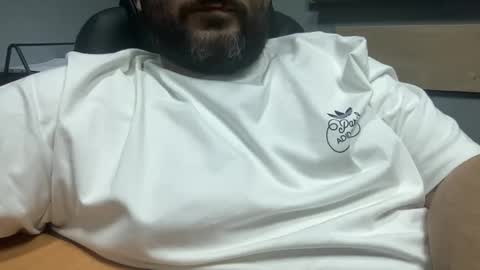 Snapshot of uncutdude321 chatting on 09.26.25 uncutdude321 online show from 09.26.25