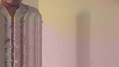 Snapshot of uncutedaustria chatting on 09.25.25 Tom online show from 09.25.25