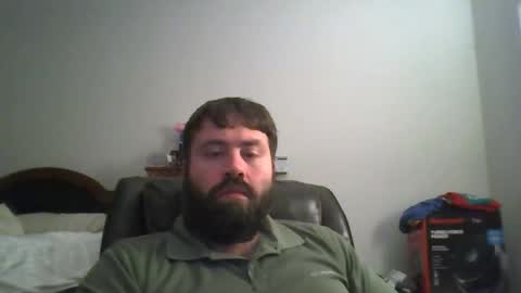 Snapshot of uncutman04 chatting on 11.30.25 uncutman04 online show from 11.30.25