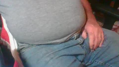 Snapshot of uncutmike7x5 chatting on 12.30.24 uncutmike7x5 online show from 12.30.24