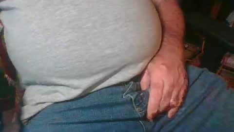 Snapshot of uncutmike7x5 chatting on 01.31.25 uncutmike7x5 online show from 01.31.25