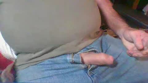Snapshot of uncutmike7x5 chatting on 02.07.25 uncutmike7x5 online show from 02.07.25