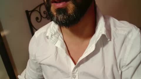 Giov online show from 10.26.25