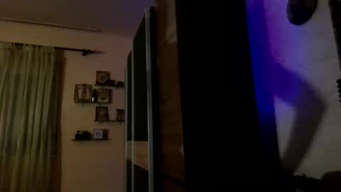 Snapshot of underguy19 chatting on 12.22.25 underguy19 online show from 12.22.25