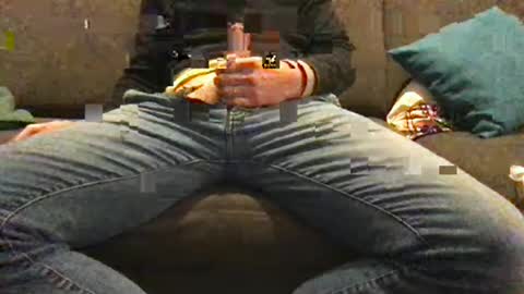 Snapshot of underscorex chatting on 10.22.25 underscorex online show from 10.22.25