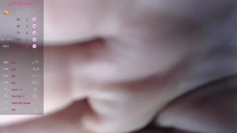 Snapshot of unfulfilledwife chatting on 12.30.24 Eva online show from 12.30.24