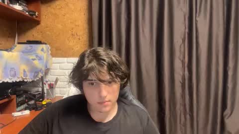 Snapshot of unholy_heat chatting on 09.18.25 Anri online show from 09.18.25